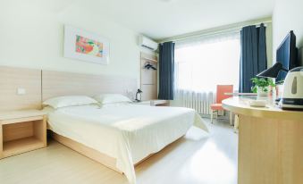 Jinjiang Inn Qingdao Development Zone Xiangjiang Road Subway Station Hotel