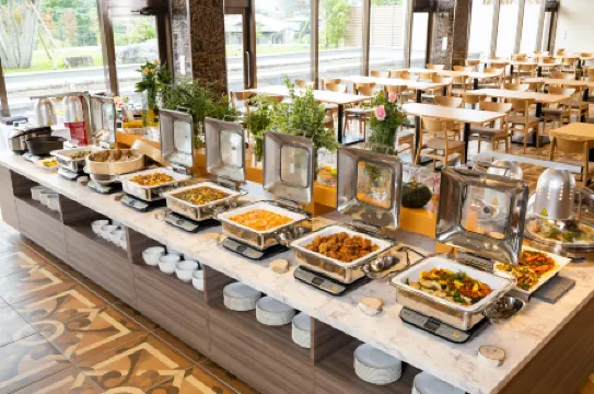 Fujikawaguchiko Resort Hotel Отели рядом с достопримечательностью «Oike Park»