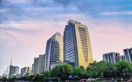 Huachen Fengting Hotel