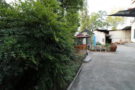 huangshanhuiyuankezhan Отели рядом с достопримечательностью «Huizhou Cultural Park · Huashang Villa - Swimming Pool»