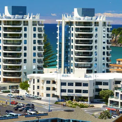Oceanside Resort & Twin Towers Hotels in der Nähe von Flughafen Tauranga