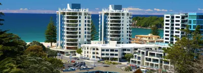 Oceanside Resort & Twin Towers Hotel dekat Shamiana Indian Restaurant