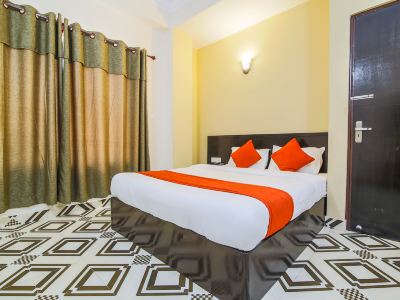 OYO 315 Aadarsha Inn