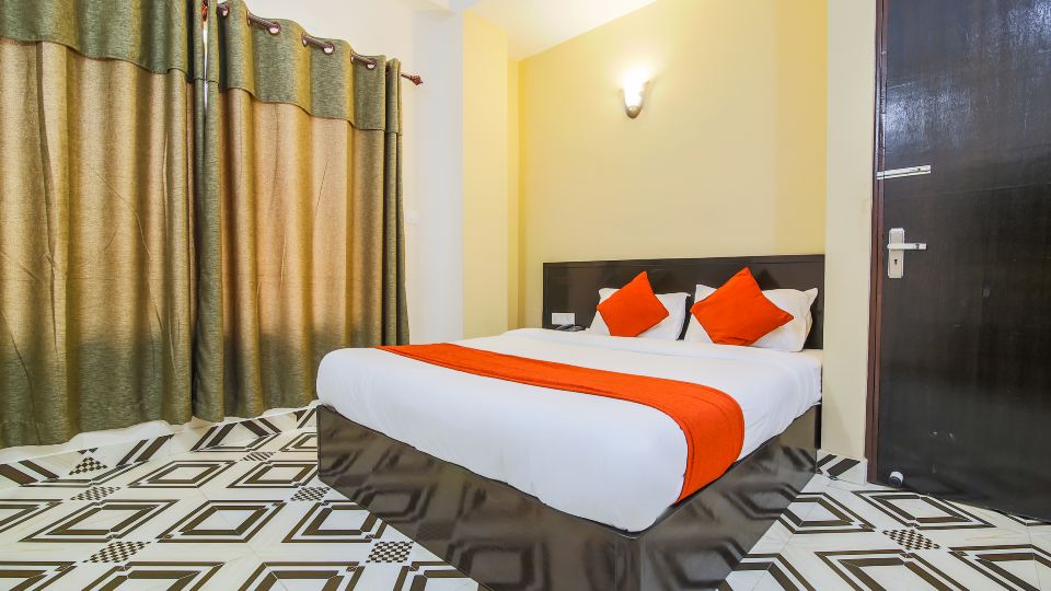 OYO 315 Aadarsha Inn