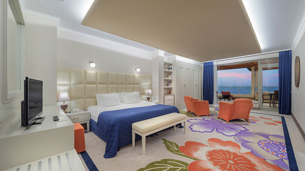 Maritim Pine Beach Resort Belek