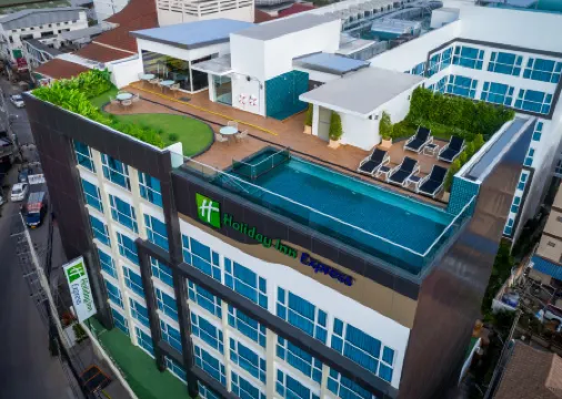 芭達雅中心智選假日飯店 - IHG 旗下飯店