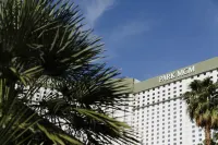 Park MGM Las Vegas Hotel dekat Hot Rod City