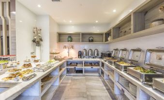 Atour Hotel (Xi'an North 2nd Ring Road Wenjing Road)