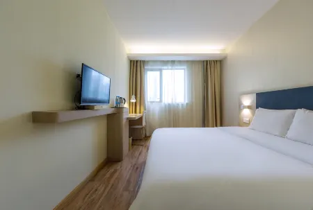 HanTing Hotel (Shanghai Jiangning Road Xindian)
