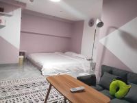 珠海宝赑度假公寓 - 粉色夏天大床房
