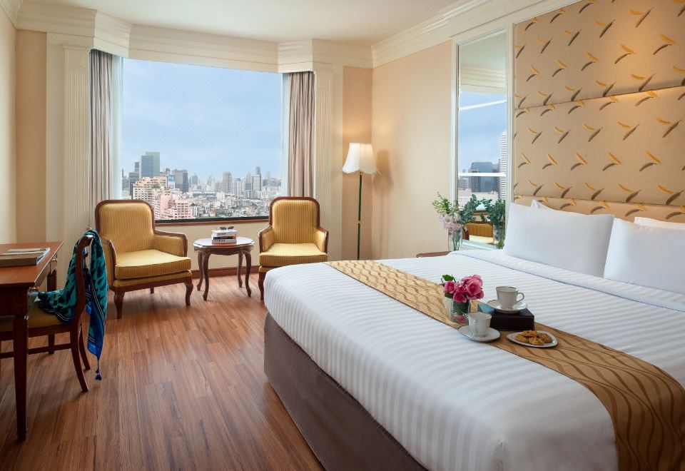 3. 더 에메랄드 호..