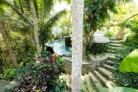 Ubud Tropical