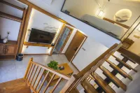 Linshan Xiaozhu Guesthouse Hotels near Tianmen Mountain National Forest Park