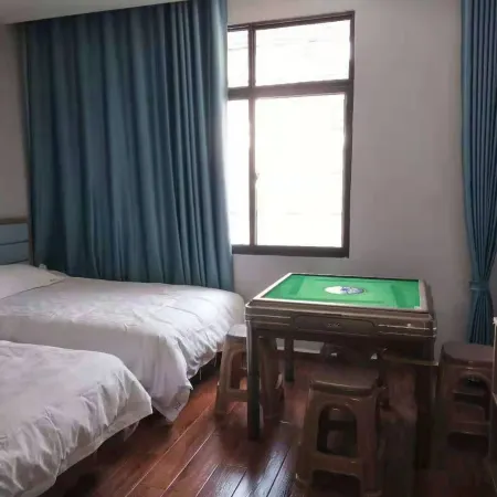 Yichun Xinyou Inn