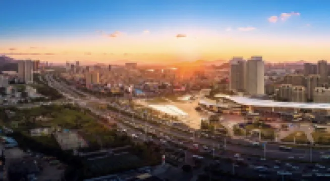 珠海華楓酒店（華髮商都萬雪滙店） 鄰近北山市民藝術中心的酒店