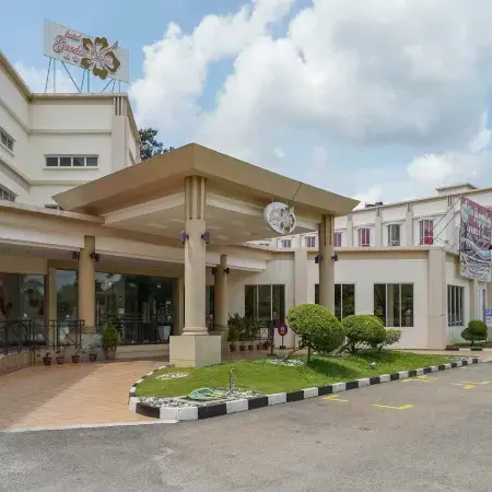 Garden View Hotel
