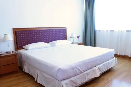 Imperial Hotel Miri Отели рядом с достопримечательностью «Коко Кабана»