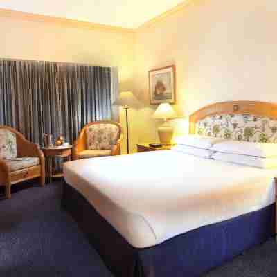 Waterfront Cebu City Hotel & Casino Rooms