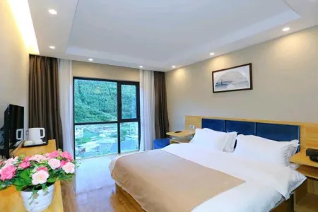 The Inn Boutique in twilight Отели рядом с достопримечательностью «Changping Valley»