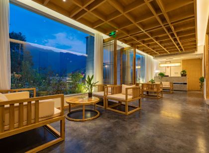 Zhangjiajie Wulingyuan Bamboo Holiday Homestay