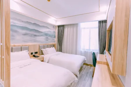 Kaju Hotel (Huarun Suguo Store, Wanda Plaza, Ma'anshan) Отели рядом с достопримечательностью «Tangligong Qinglian Temple»