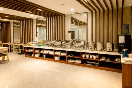 ShijiaHotel Отели в г. Хэйхэ