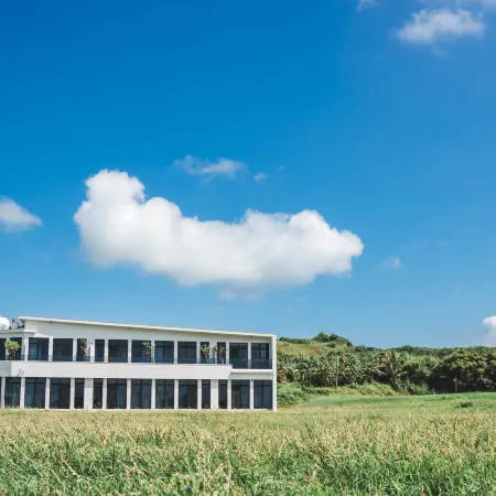 Cloud 9 panorama Guest House Отели рядом с достопримечательностью «Маяк Элуанби»