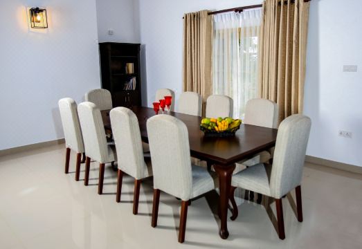 심슨스 포레스트 호텔