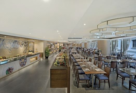 3. 더 구룡 호텔..