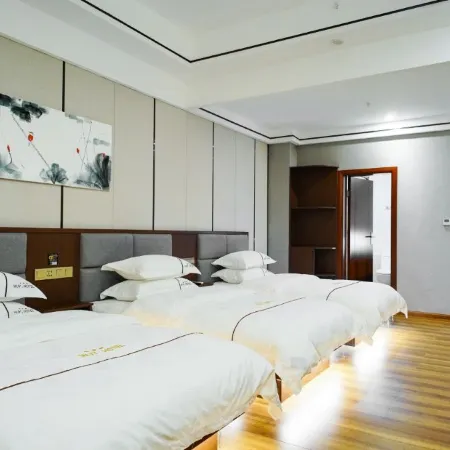 Jinggu Weijiangyuan Hotel