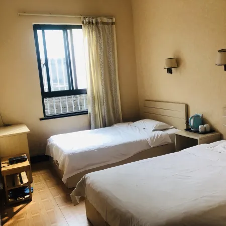 Jiaozuo Junziju Hotel