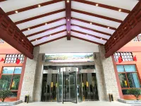Luobie Longjing Hot Spring Resort Pubuyuan Hotel Hotels in 