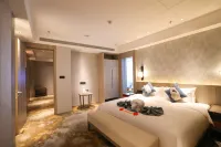 Hongrui Jianguo Hotel Hotels in Changyuan