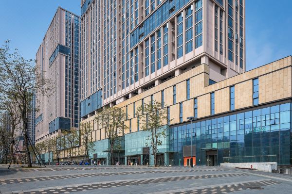 yem他她行政公寓(深圳宝安万达广场店)