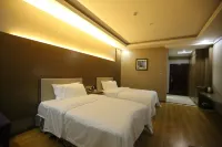 피앗 홀리데이 호텔
