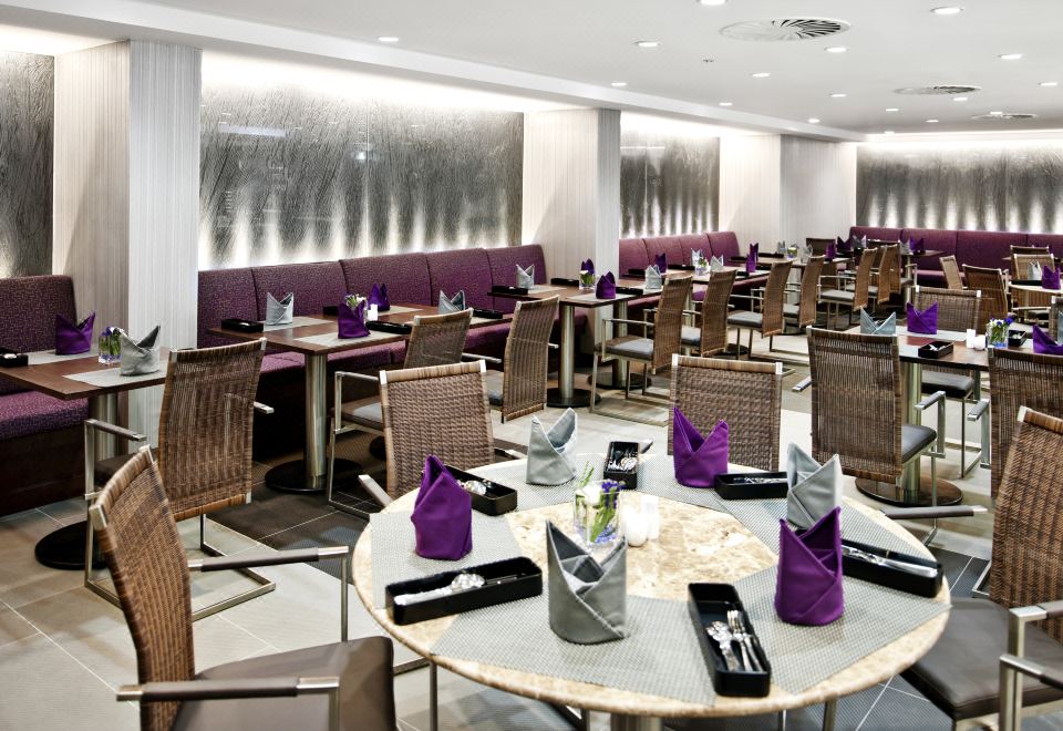 3. 이스트 그랜드 ..