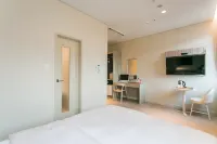 H Avenue Hotel Idae Sinchon