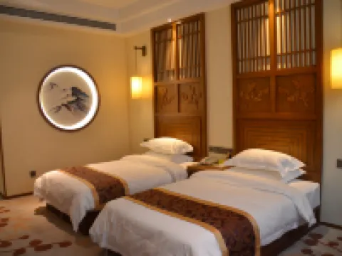 Huang He  Hotel Hotels in Qi County