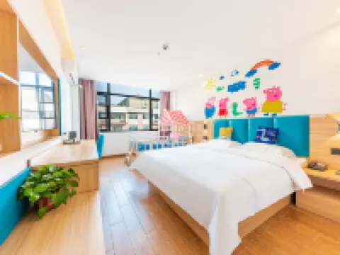 Jichu Hotel Hoteles en Honghu