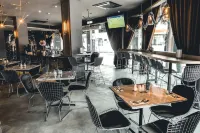 Le Embassy Hotel Georgetown