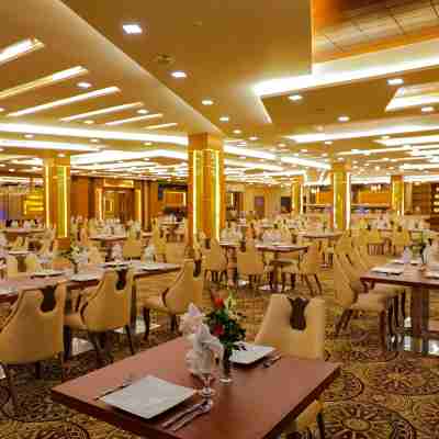 皇家瑞士拉合爾 Dining/Meeting Rooms