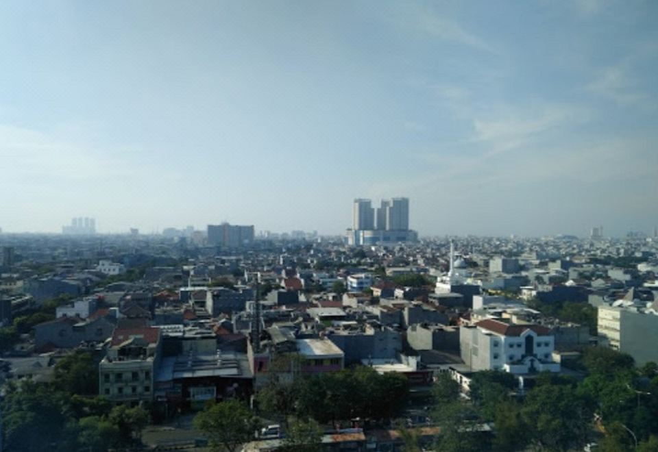 3. 아스톤 카르티카..