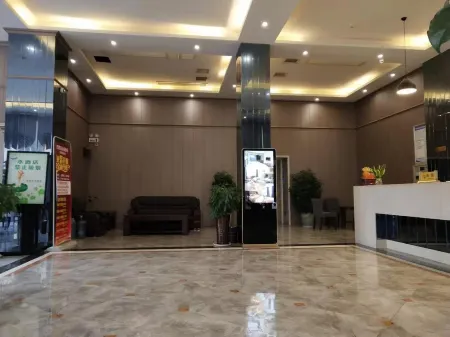 Jinshi Hotel Fuyang Отели рядом с достопримечательностью «Taozhu Memorial Hall»