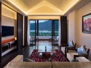 Hilton Linzhi Resort