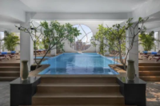 โรงแรมพนมเปญ คาทารี