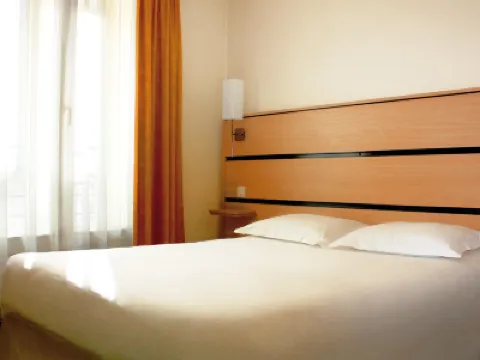 New Hotel Saint-Lazare Hotels near Palais Garnier