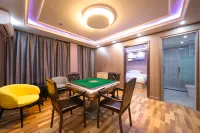 Heyuan chaozhilian Business Hotel (Hilton residence) Hotels in Foundation Shopping Mall