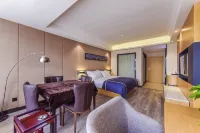 LANOU Hotel (Guiyang Quanhu Park Subway Station) Hotels in Guiyang