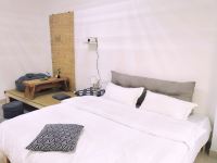 自贡李李欢迎公寓(紫薇路分店) - 日式和风一室大床房