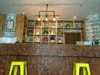 Sanya Xiamohuahua Homestay (Dadonghai Branch) - Inns